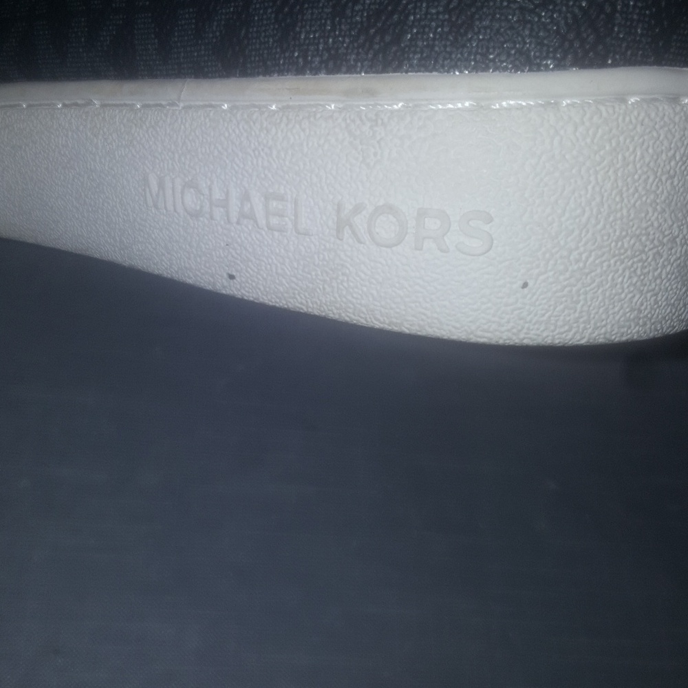 Michael Kros - Picture 5 of 7